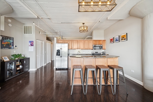 1524 S Sangamon Street Unit: 512-S