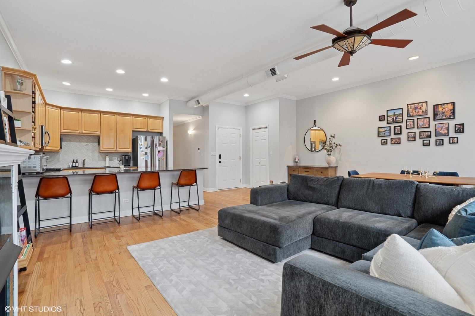 426 N Noble Street Unit: 3