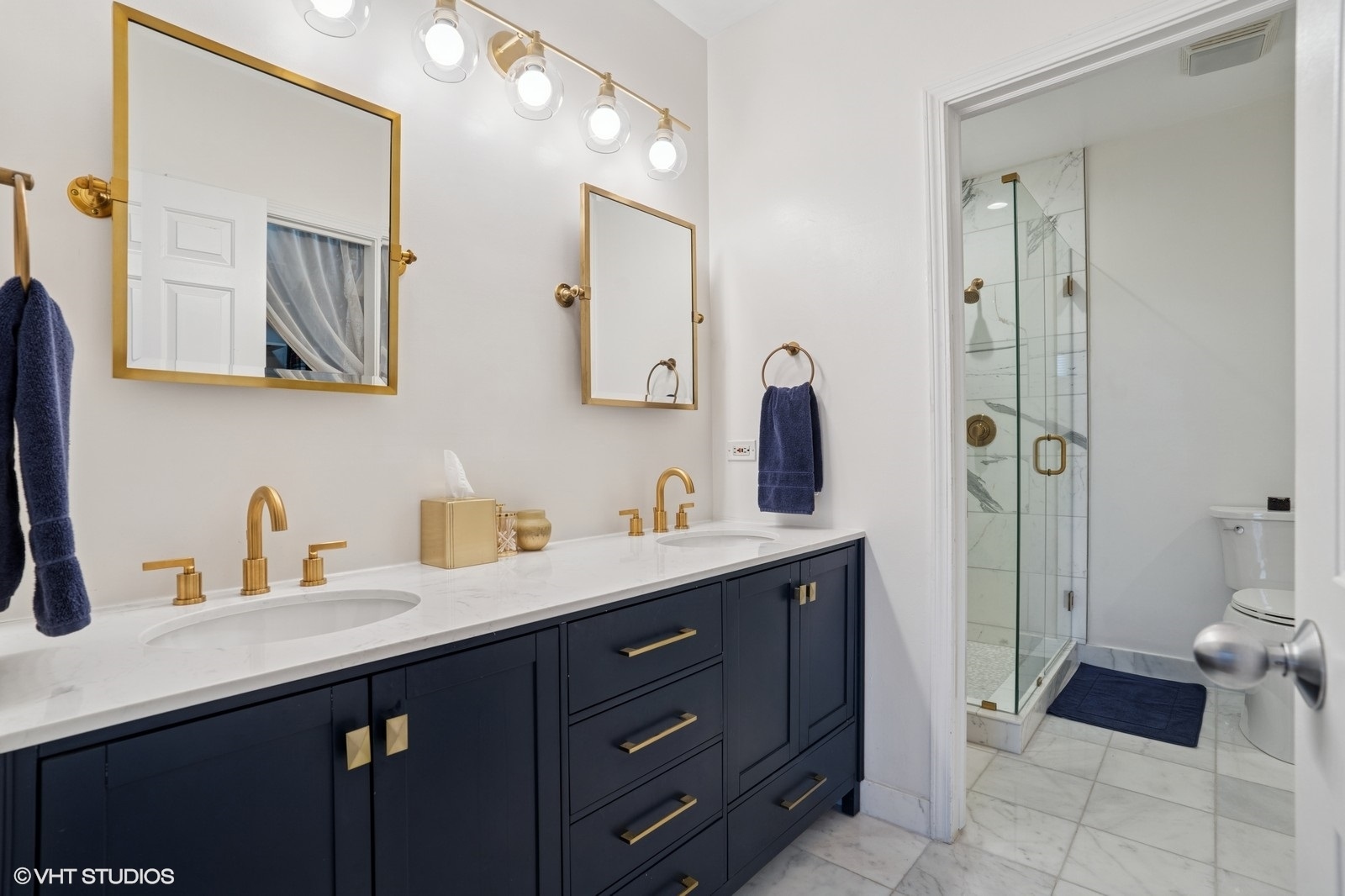 426 N Noble Street Unit: 3