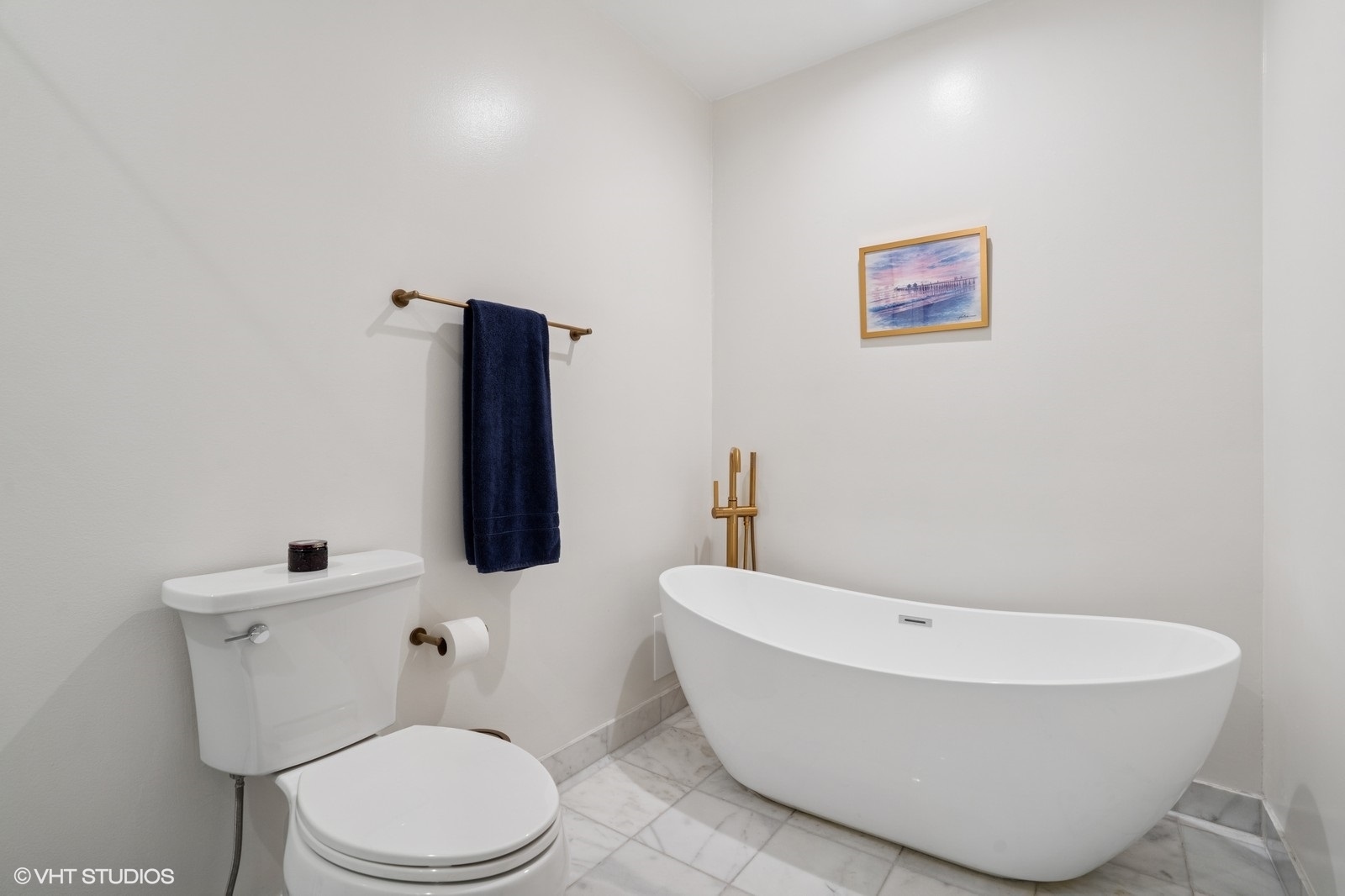 426 N Noble Street Unit: 3