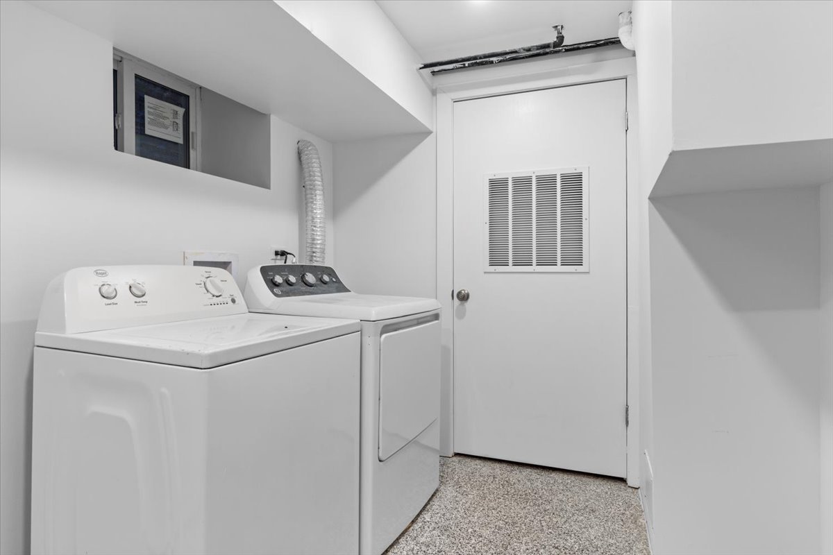 722 S Laflin Street Unit: G