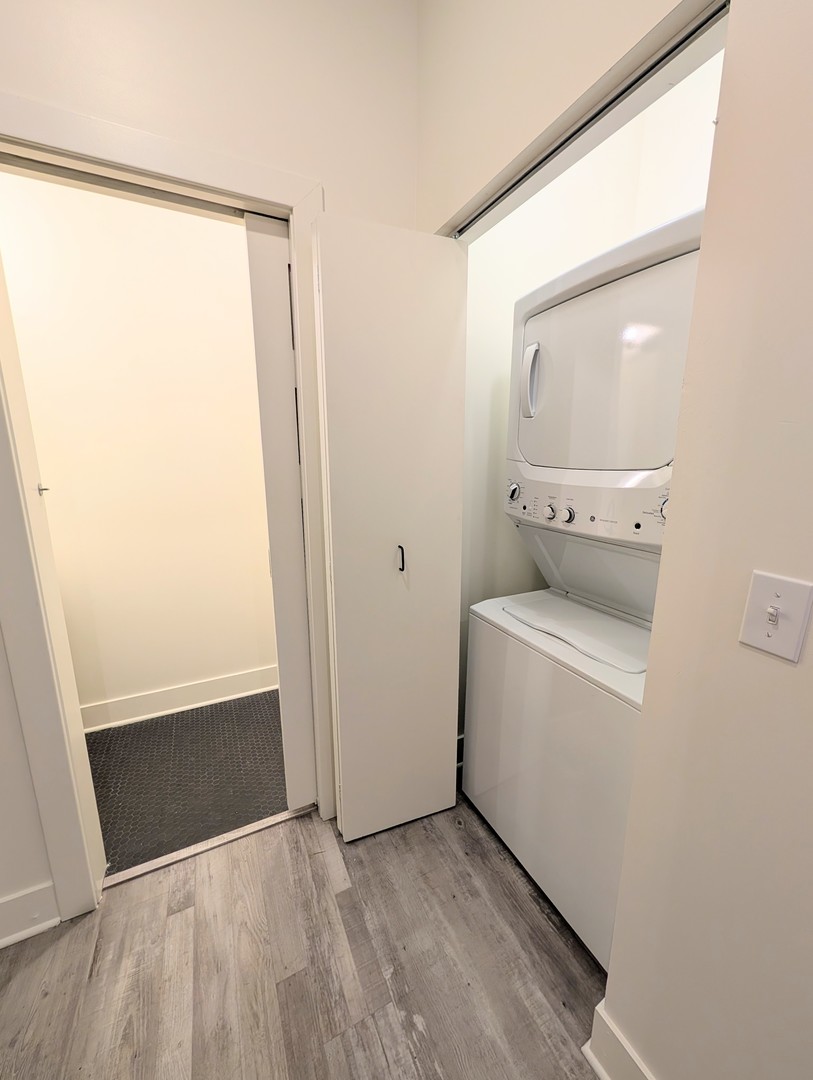 1914 N Milwaukee Avenue Unit: 202L