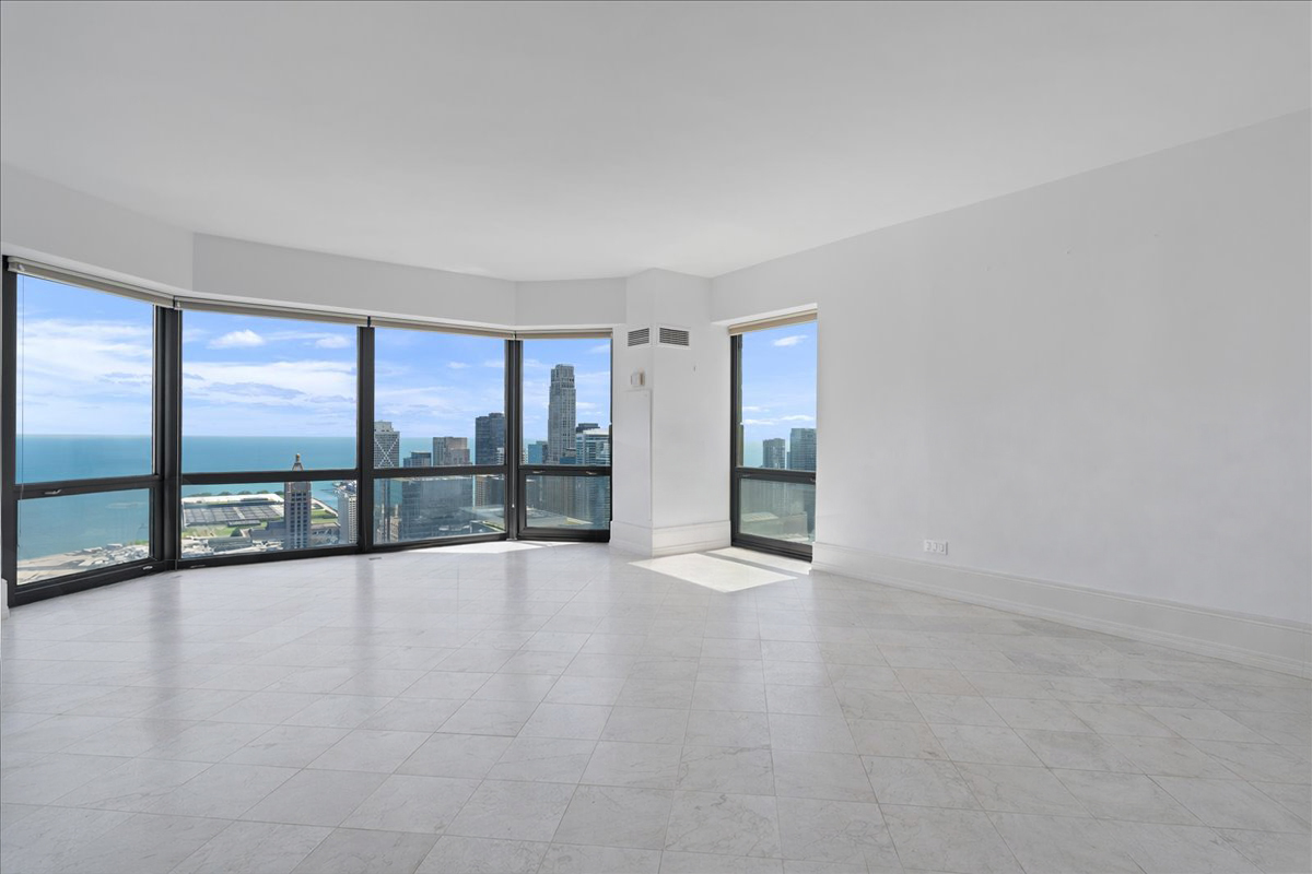 100 E Huron Street Unit: 4703