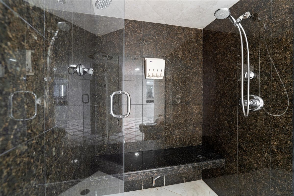 100 E Huron Street Unit: 4703