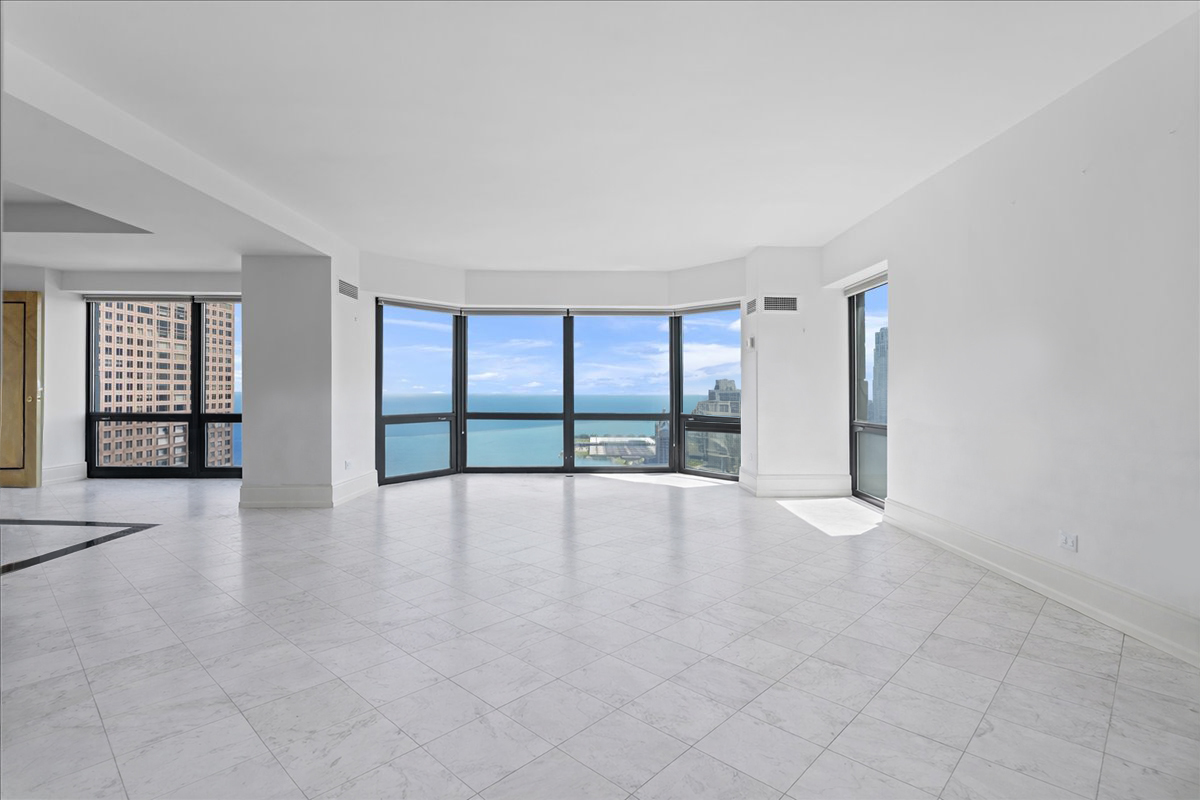 100 E Huron Street Unit: 4703