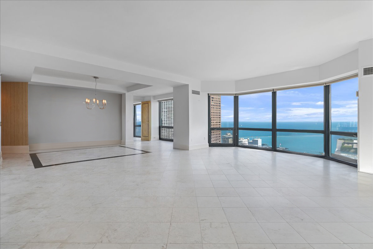 100 E Huron Street Unit: 4703