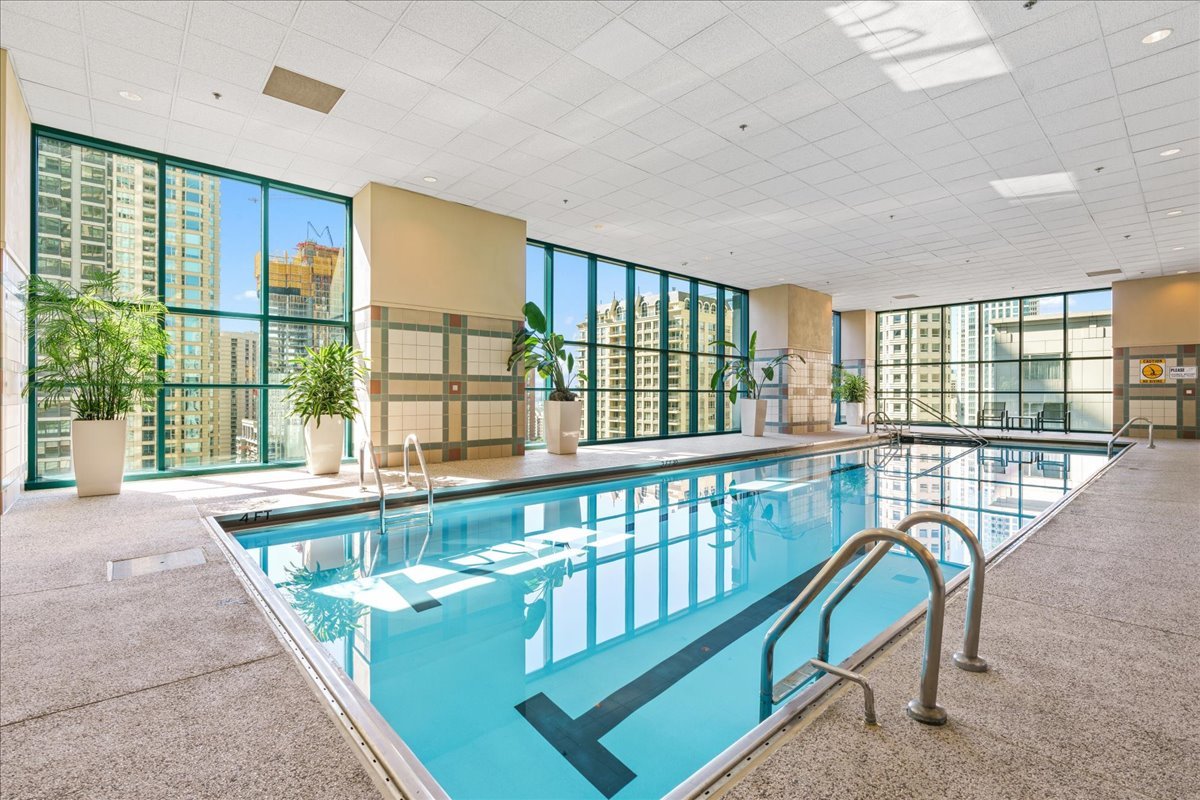 100 E Huron Street Unit: 4703