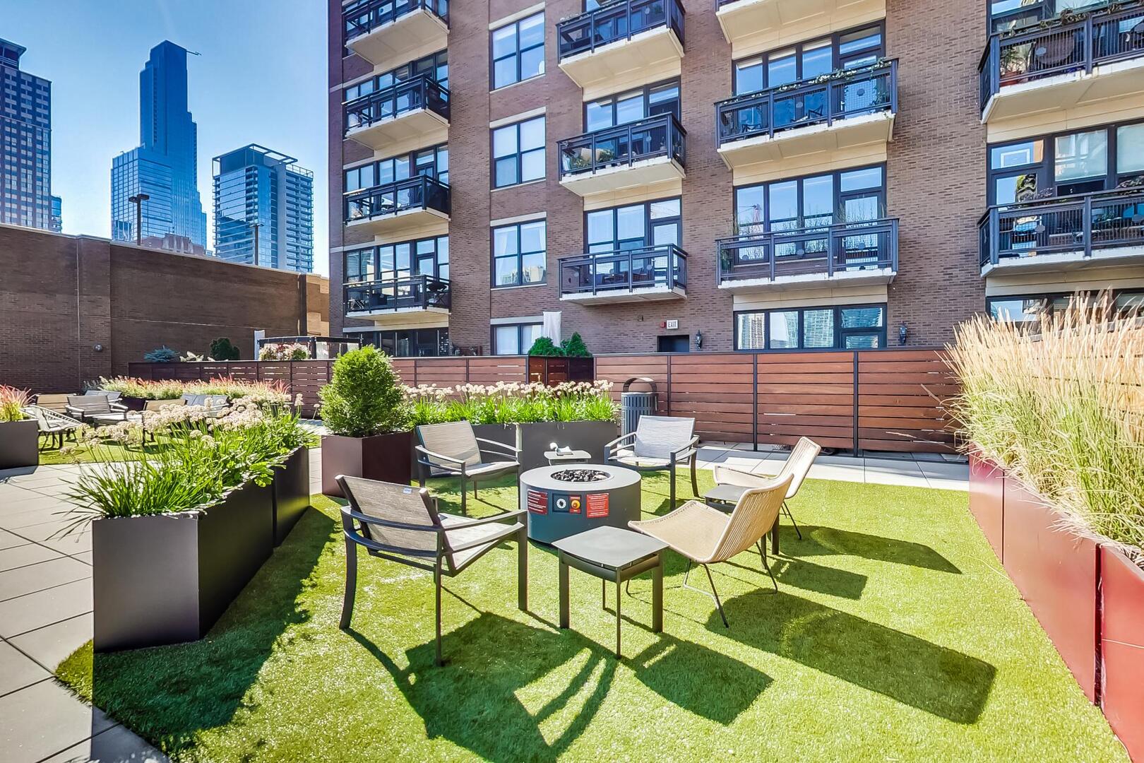 849 N FRANKLIN Street Unit: 1110