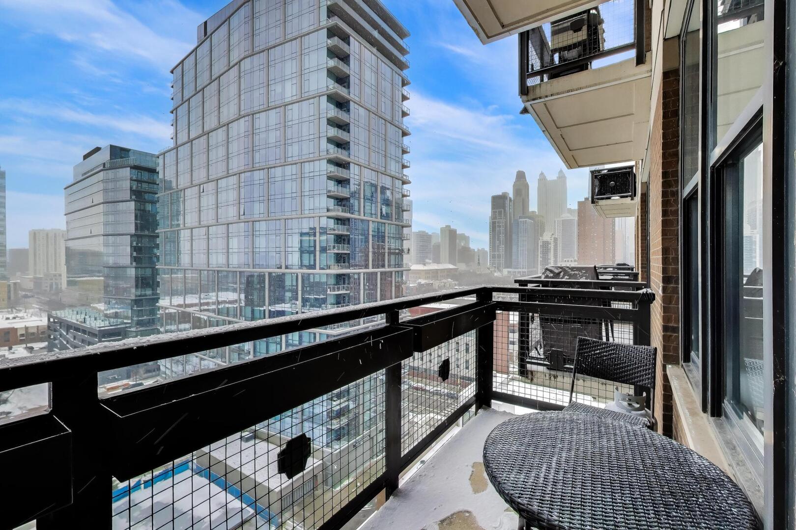 849 N FRANKLIN Street Unit: 1110