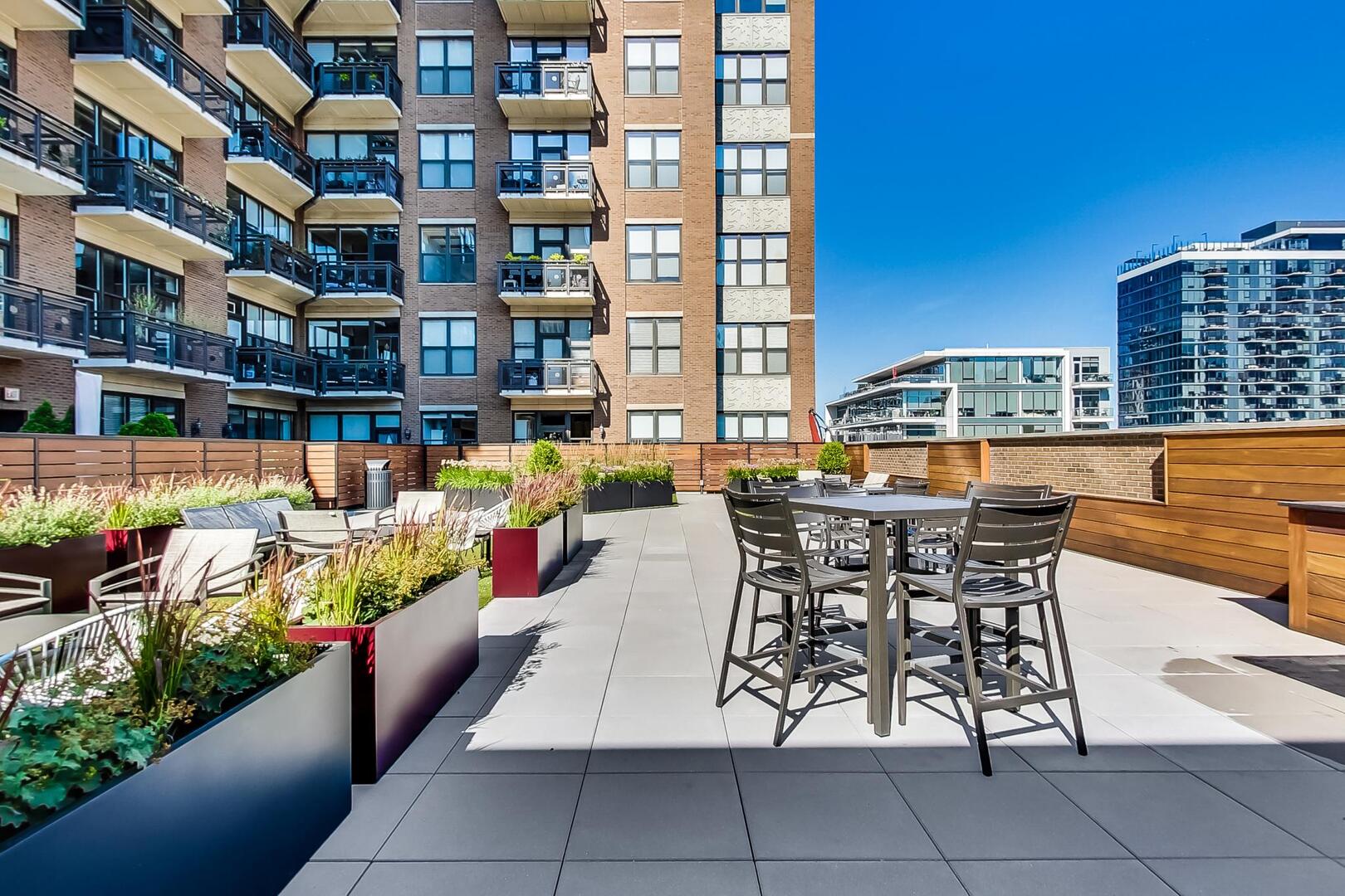 849 N FRANKLIN Street Unit: 1110