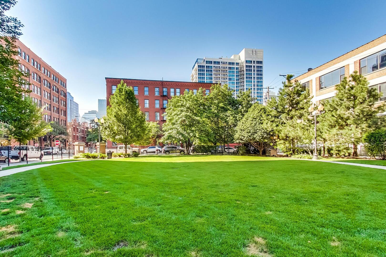 849 N FRANKLIN Street Unit: 1110