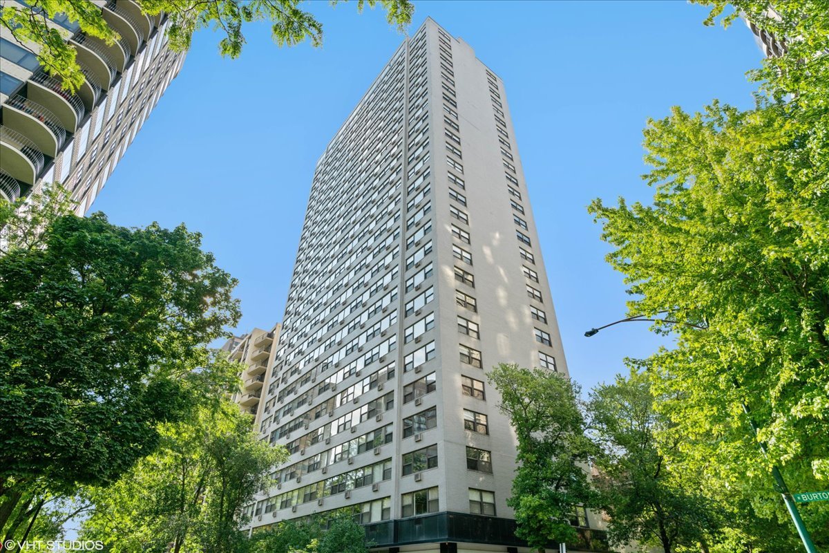 1445 N State Parkway Unit: 2103
