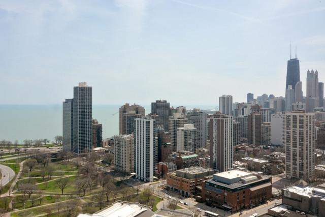 1660 N LaSalle Drive Unit: 2711