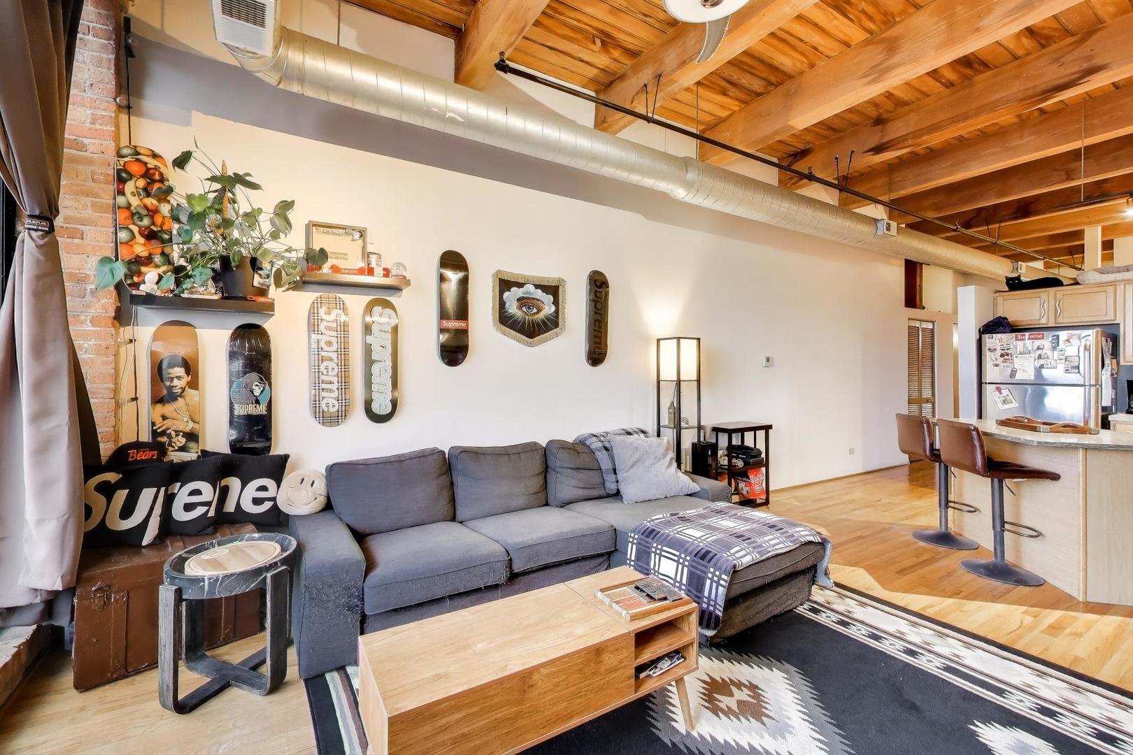 1250 W Van Buren Street Unit: 607