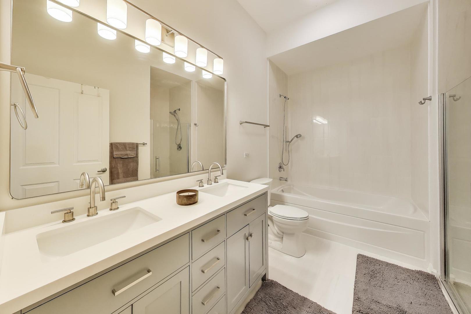 1464 S Michigan Avenue Unit: 1904