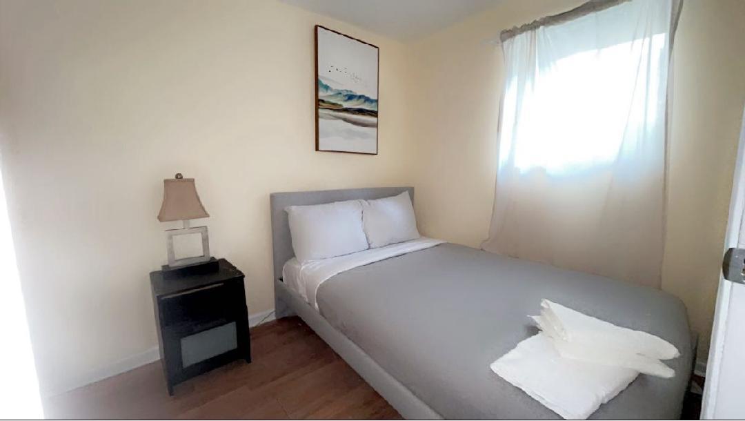 1624 S Throop Street Unit: G