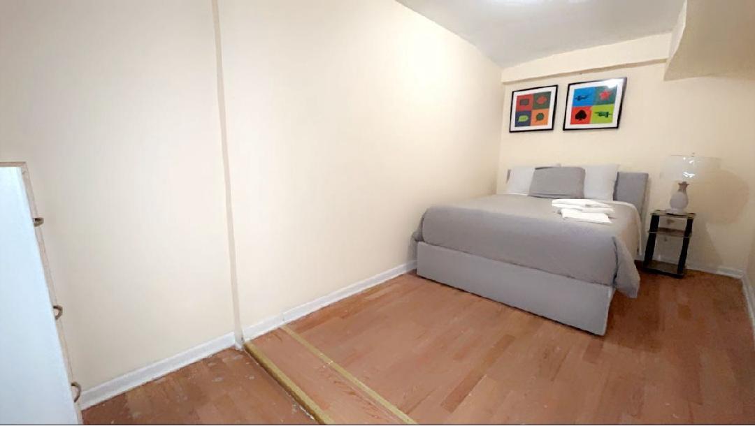 1624 S Throop Street Unit: G