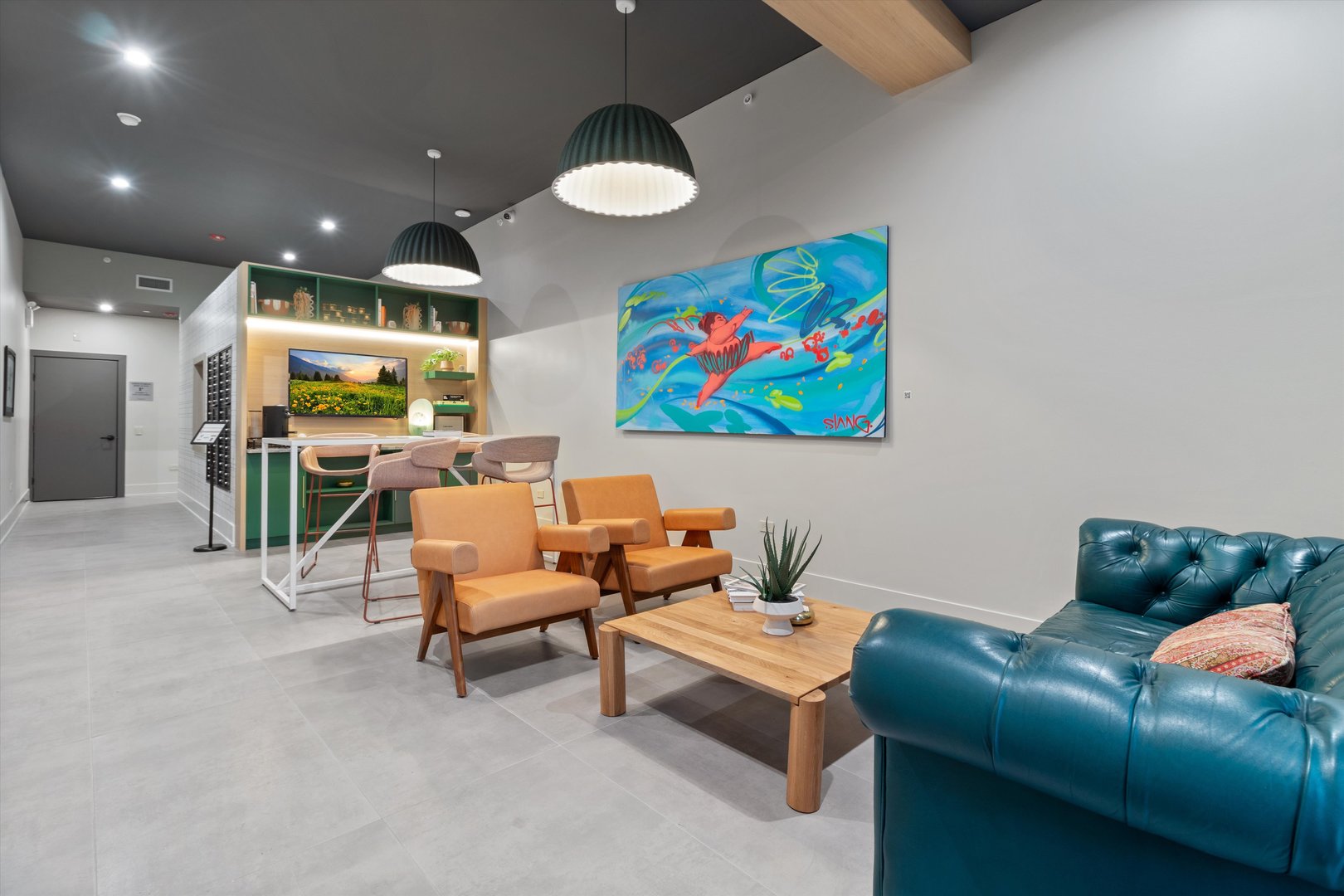 4513 N CLARK Street Unit: 503