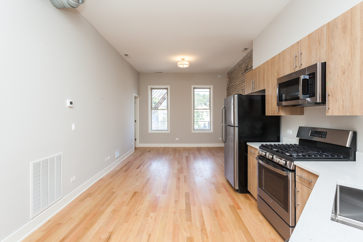 1134 W 18th Street Unit: 2R