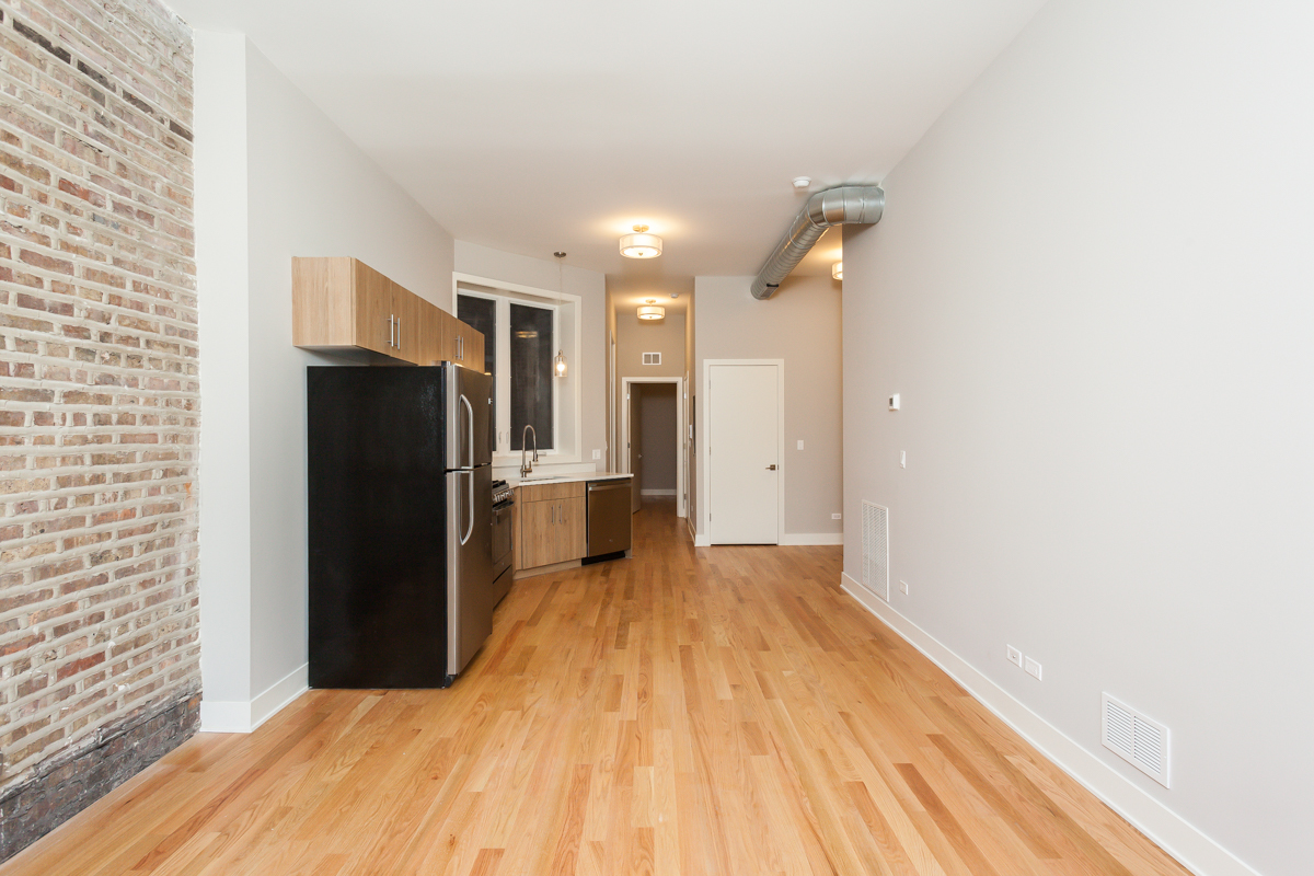 1134 W 18th Street Unit: 2R
