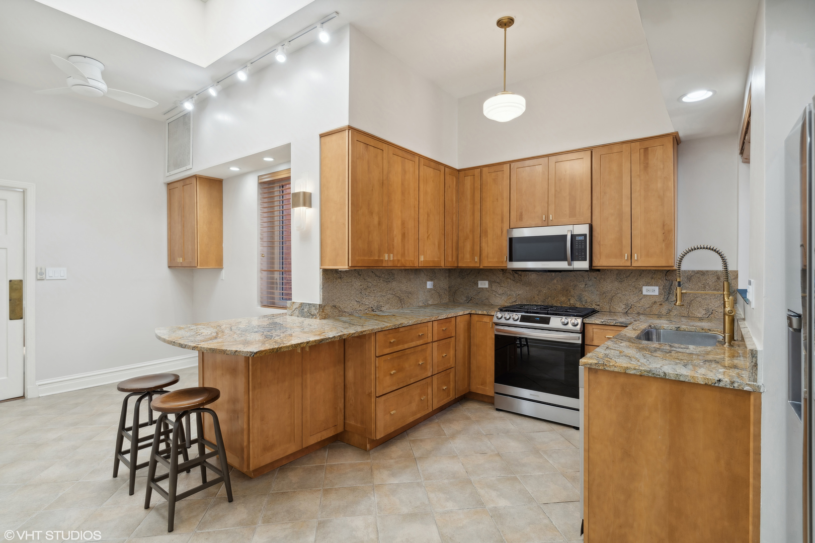 1350 N State Parkway Unit: 3S