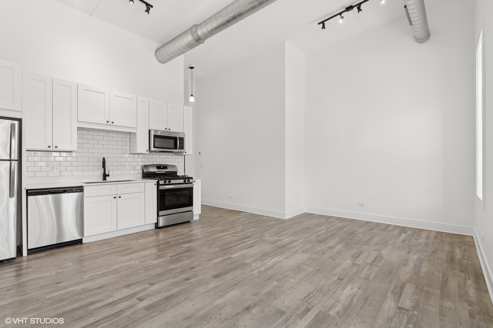 1912 N Milwaukee Avenue Unit: 1A