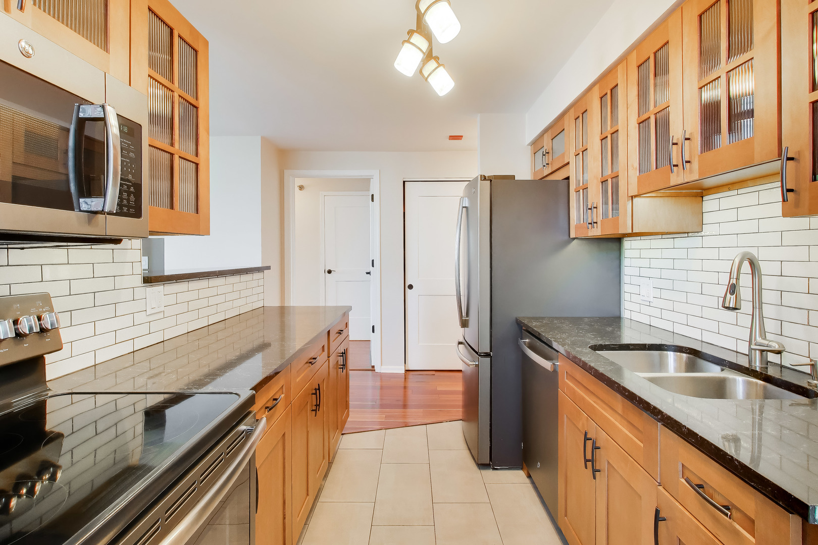 345 N LaSalle Street Unit: 901