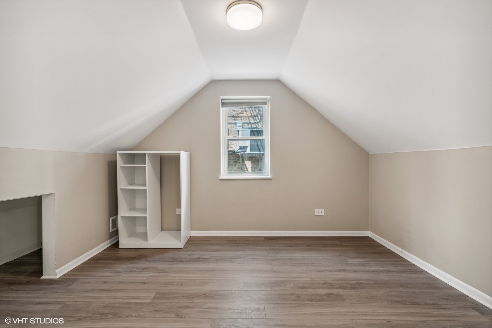 1731 W Potomac Avenue