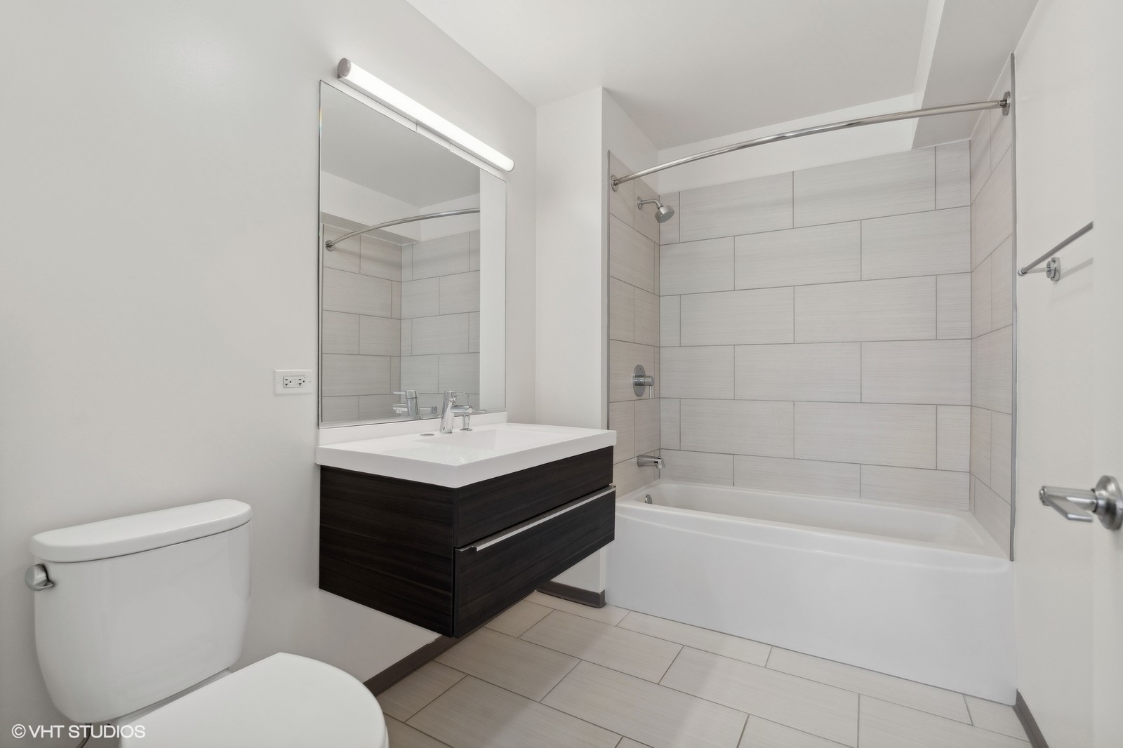 1920 N Milwaukee Avenue Unit: 508