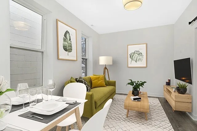 1731 W Potomac Avenue Unit: 1R