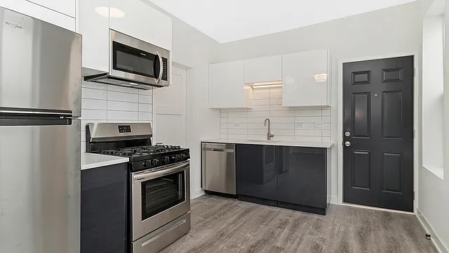 1731 W Potomac Avenue Unit: 1R