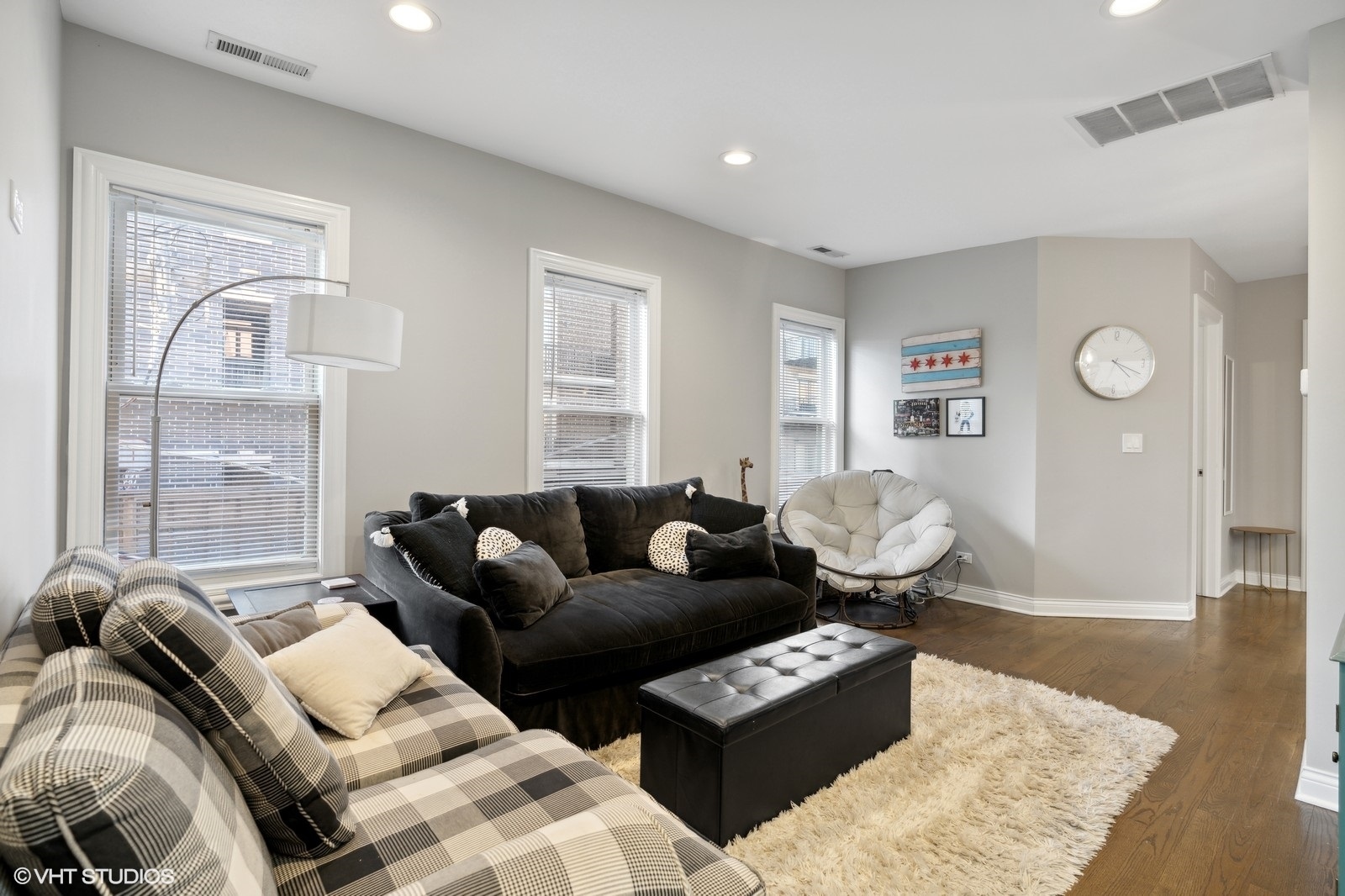 330 W EVERGREEN Avenue Unit: 3