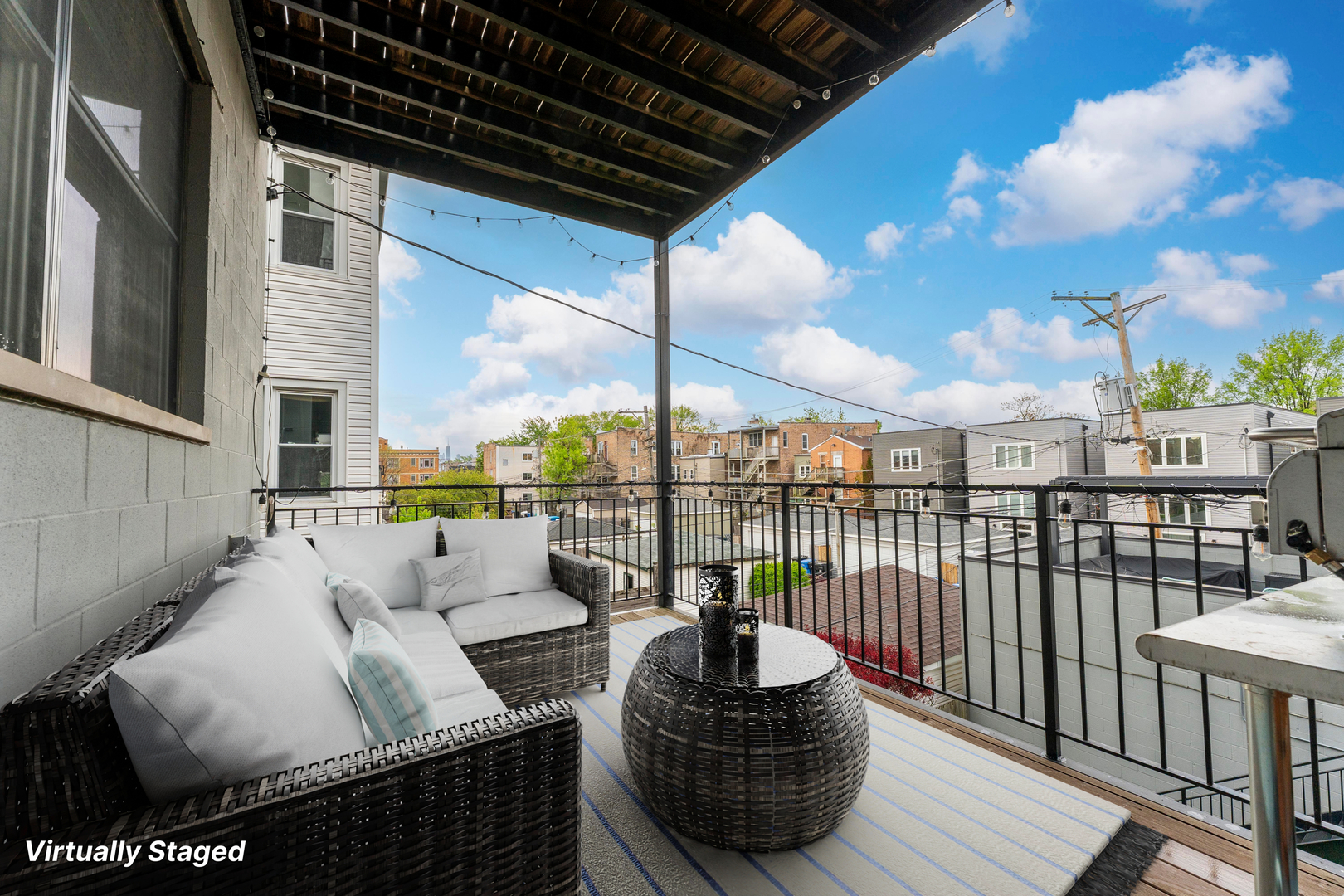 2733 W Hirsch Street Unit: 2E