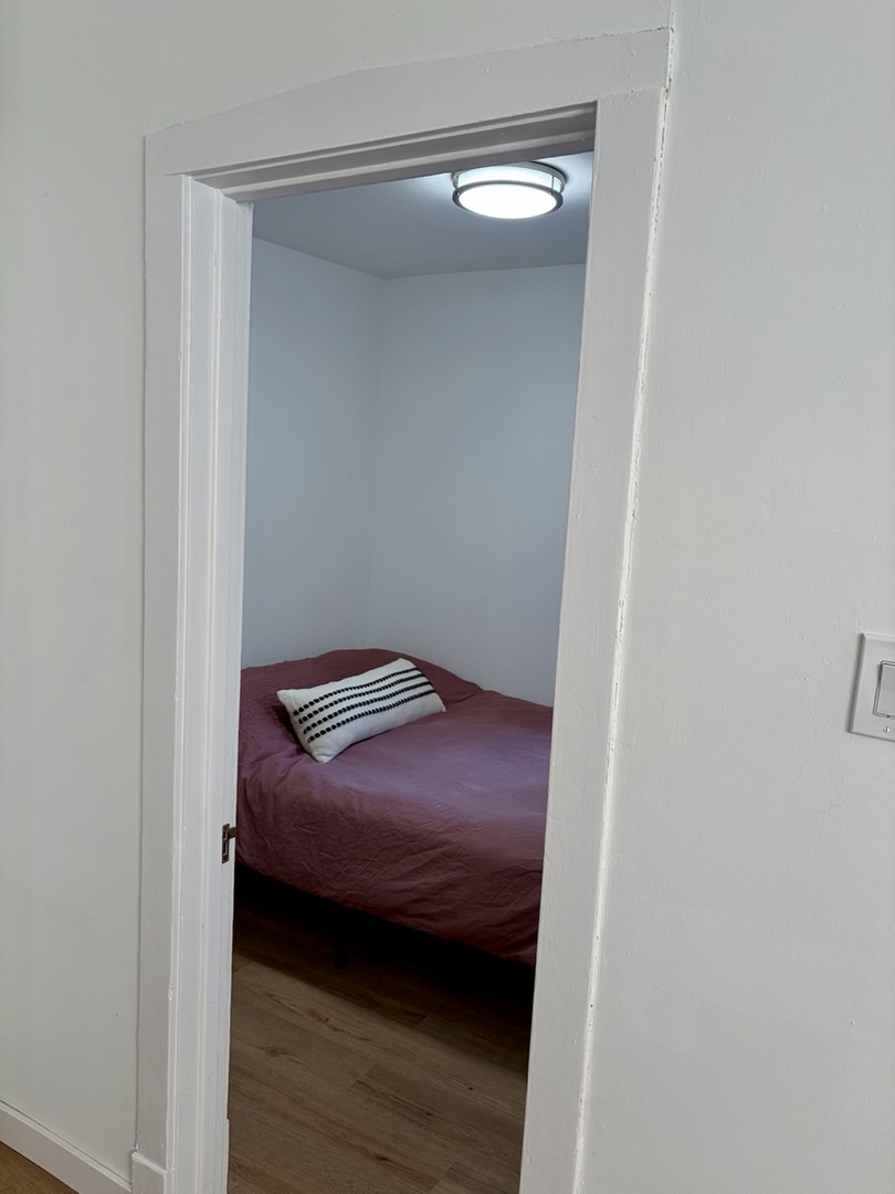 2138 N Keeler Avenue Unit: 1