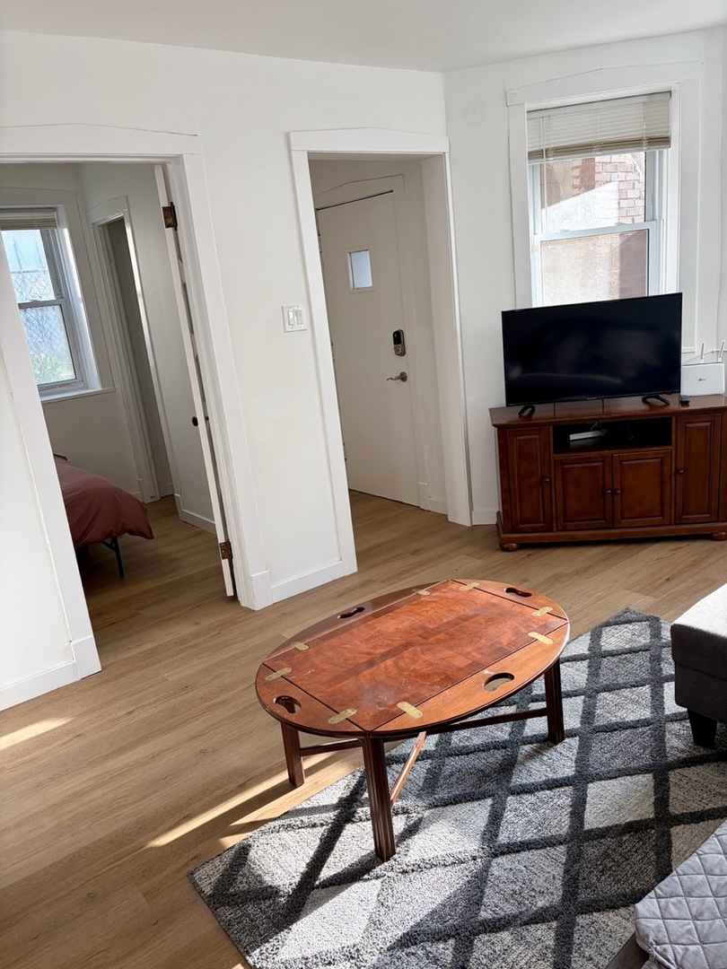 2138 N Keeler Avenue Unit: 1