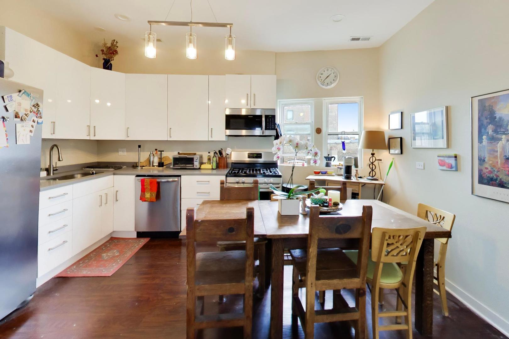 1418 W 18th Street Unit: 3