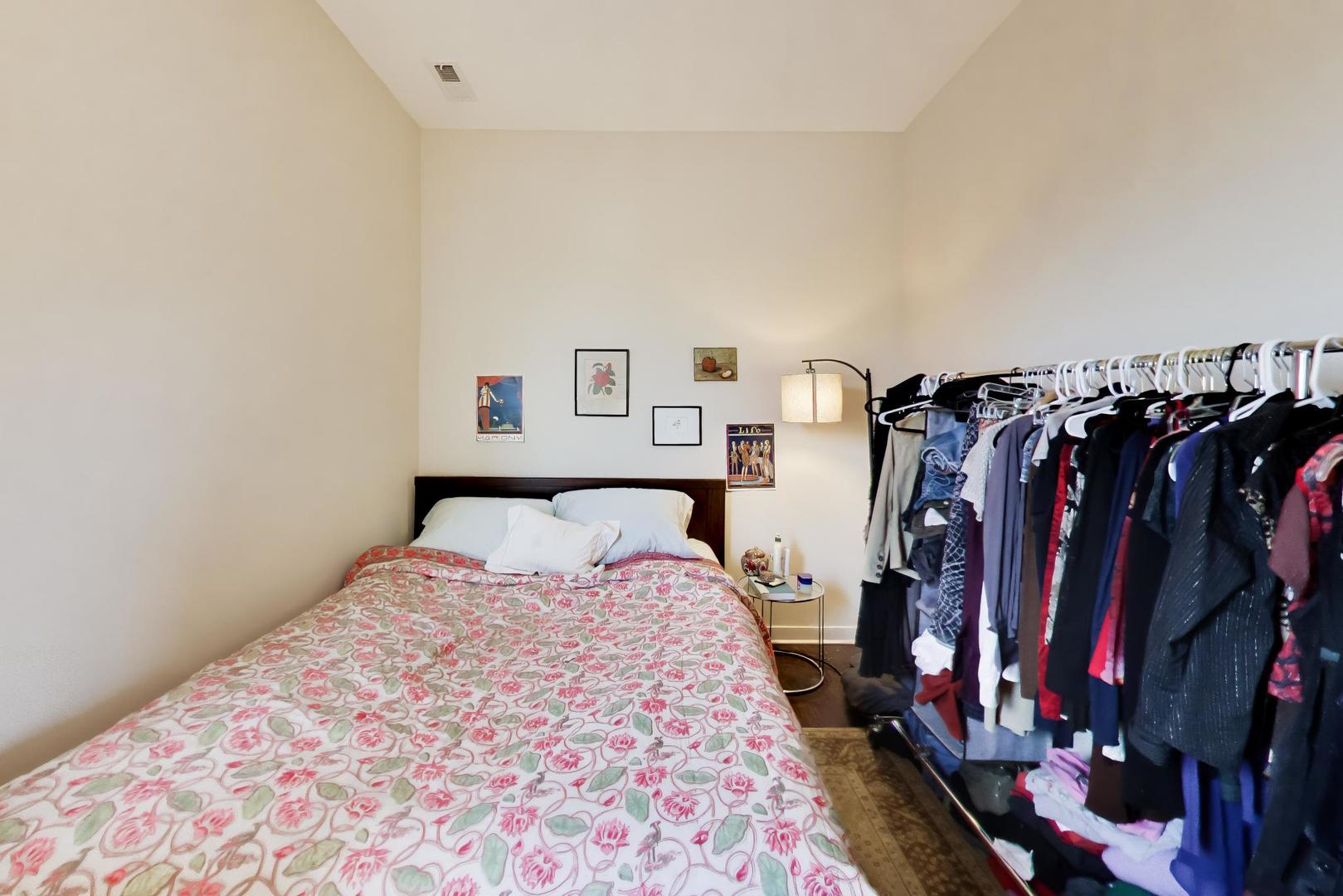 1418 W 18th Street Unit: 3