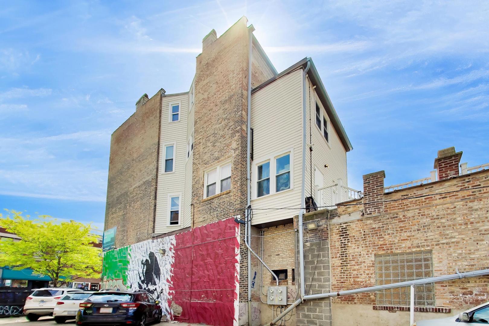 1418 W 18th Street Unit: 3