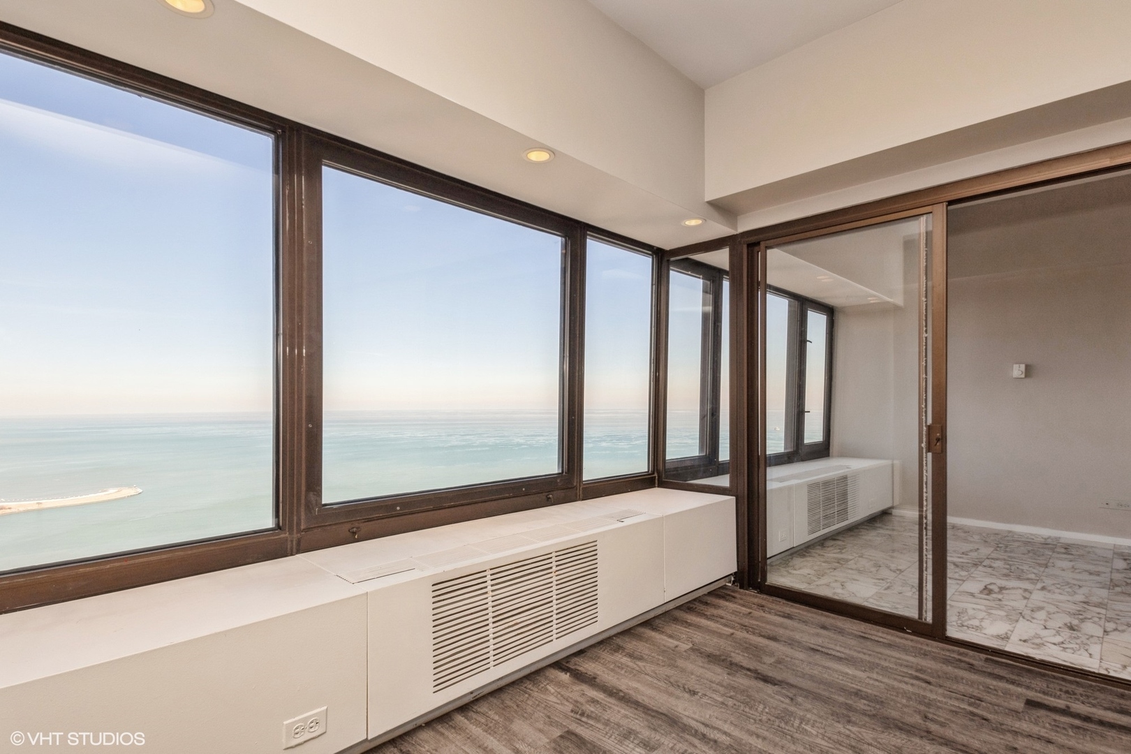 175 E Delaware Place Unit: 5308