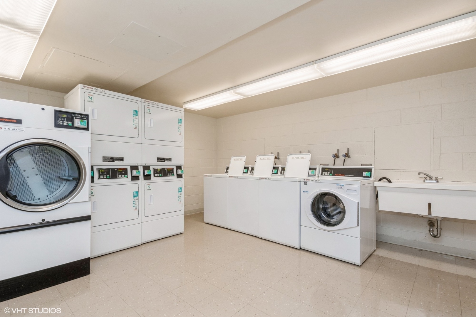 175 E Delaware Place Unit: 5308
