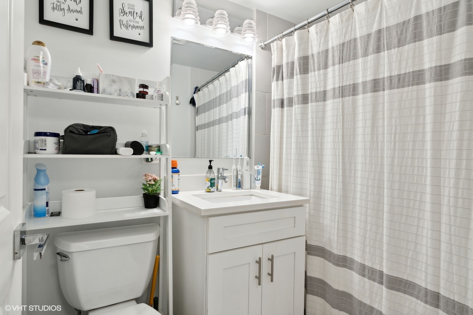 330 W EVERGREEN Avenue Unit: 1