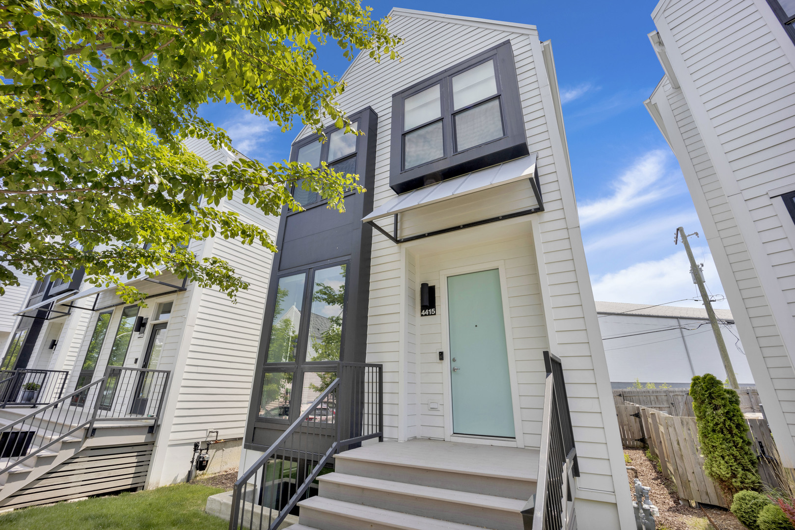 4415 W Waveland Avenue