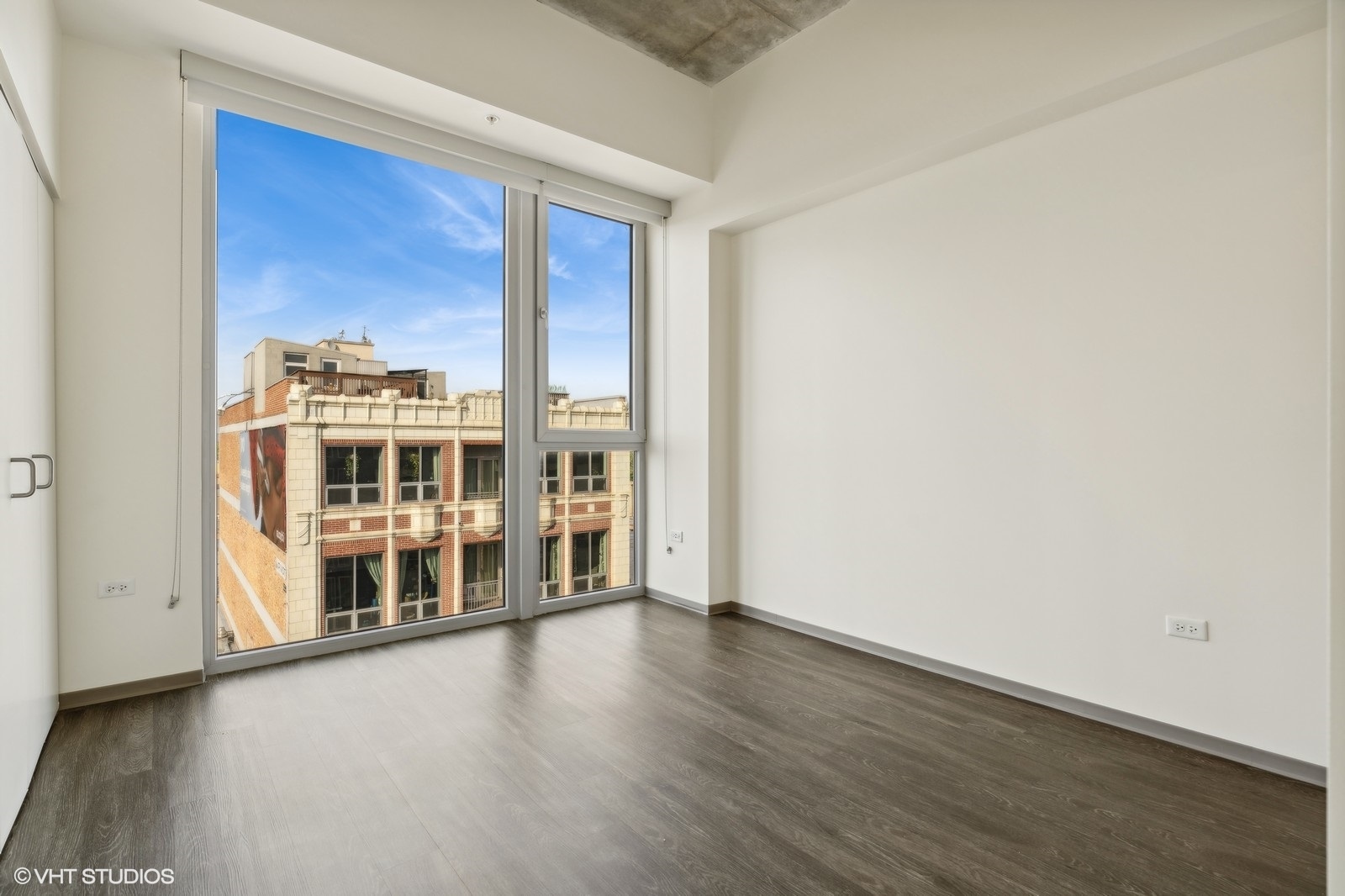 1920 N Milwaukee Avenue Unit: 607