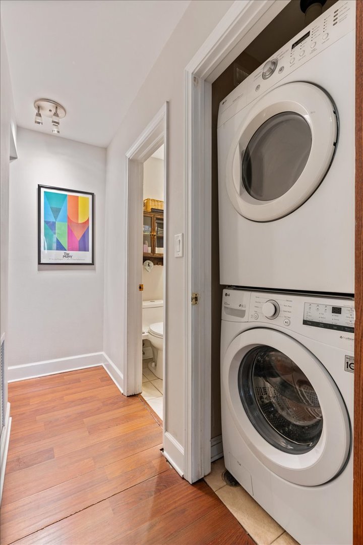 116 W Grand Avenue Unit: 3