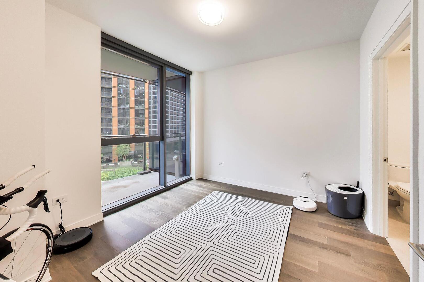 211 N Harbor Drive Unit: 403