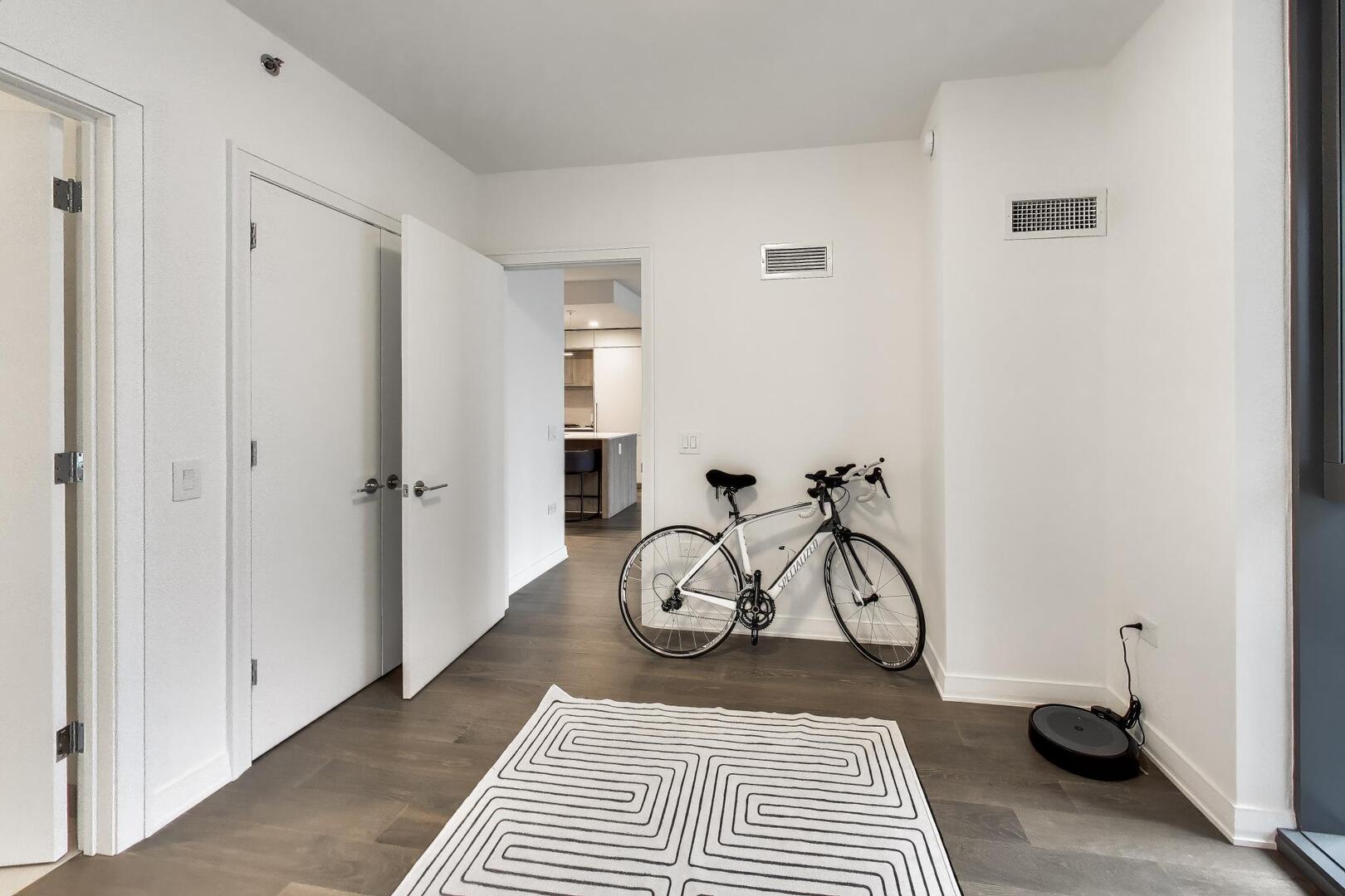 211 N Harbor Drive Unit: 403