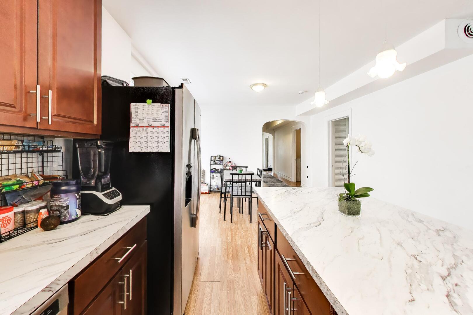 3435 N Harding Avenue Unit: 1