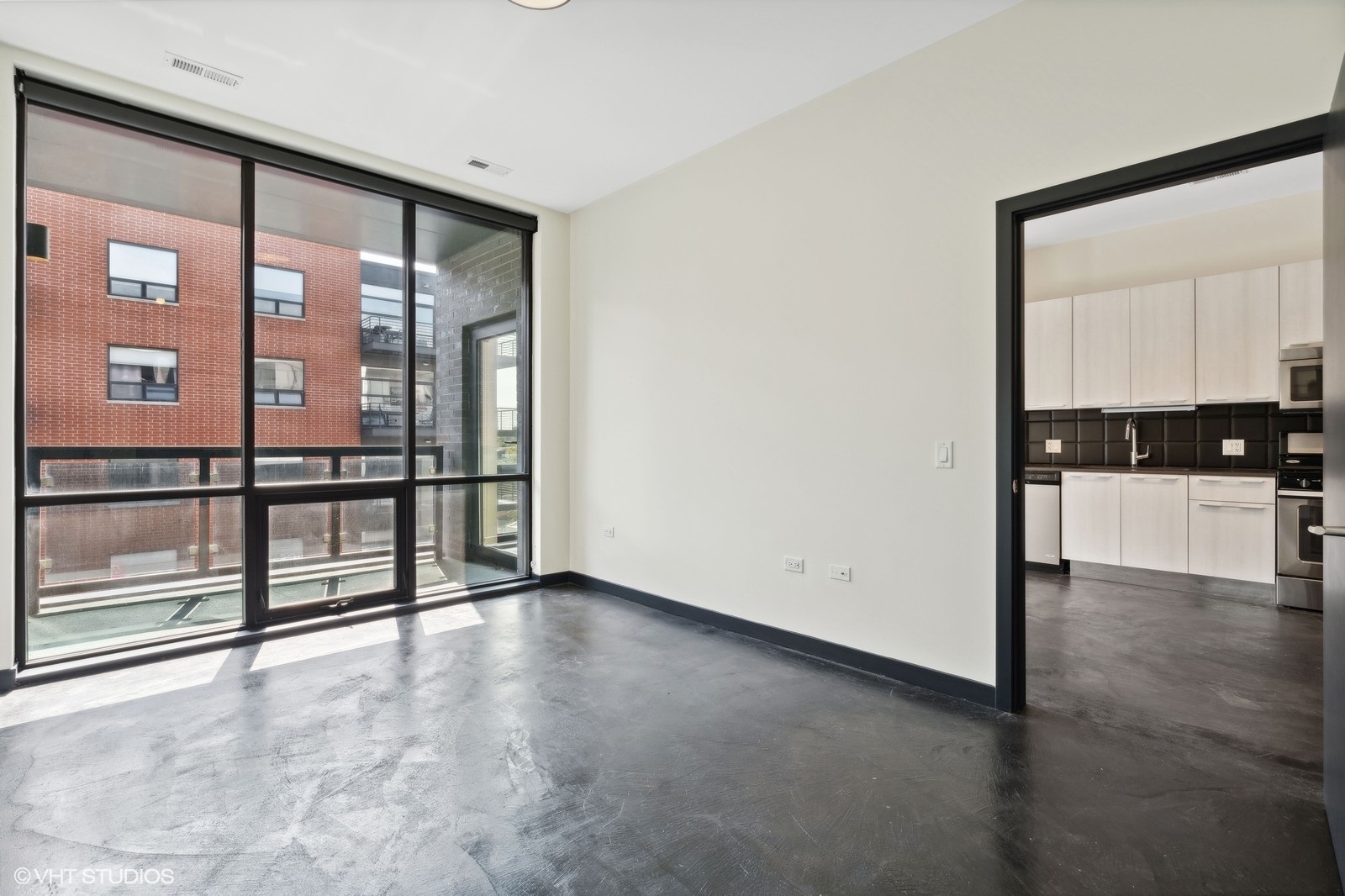 1647 N Milwaukee Avenue Unit: 304