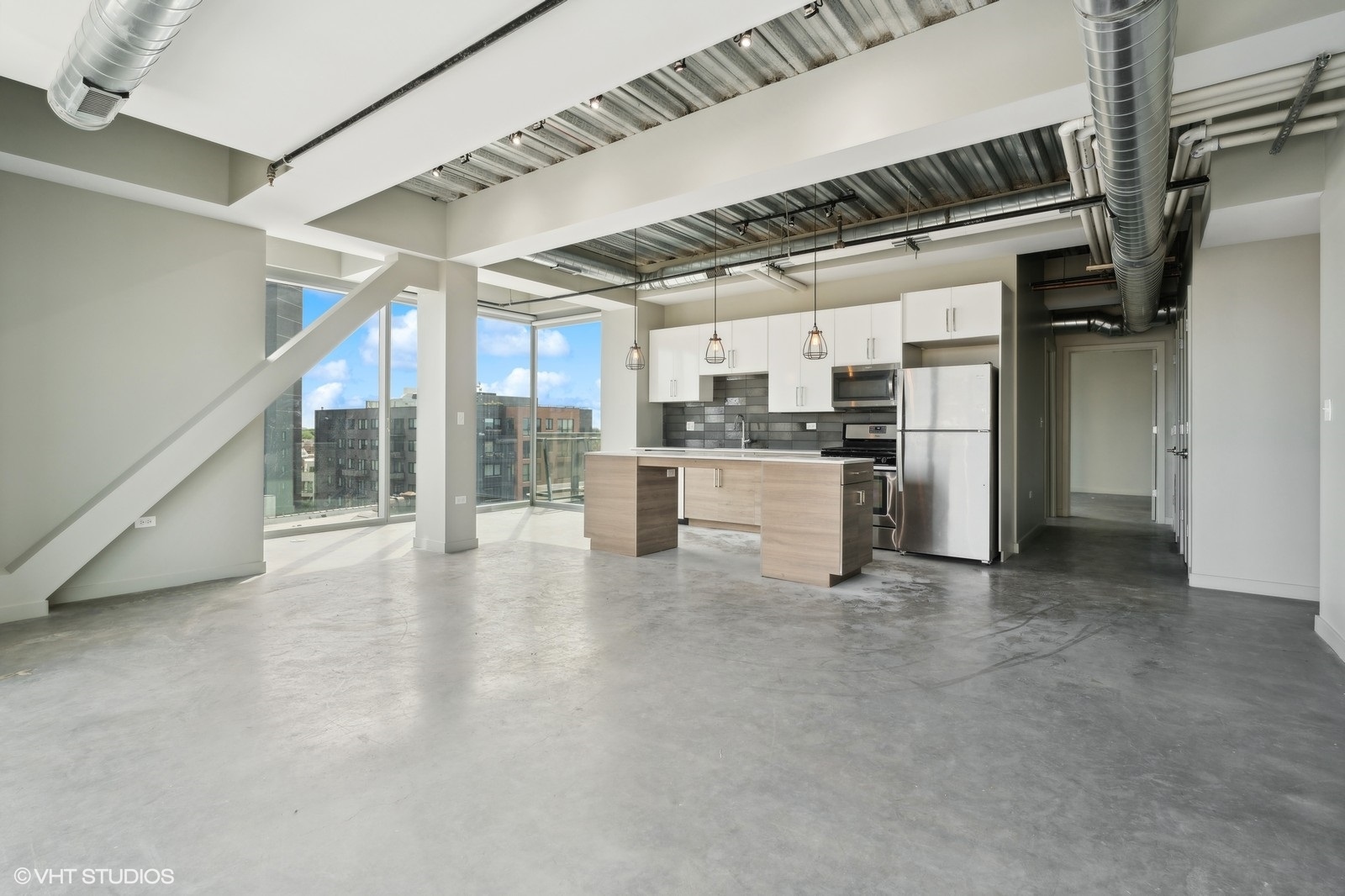 1241 N MILWAUKEE Avenue Unit: 701