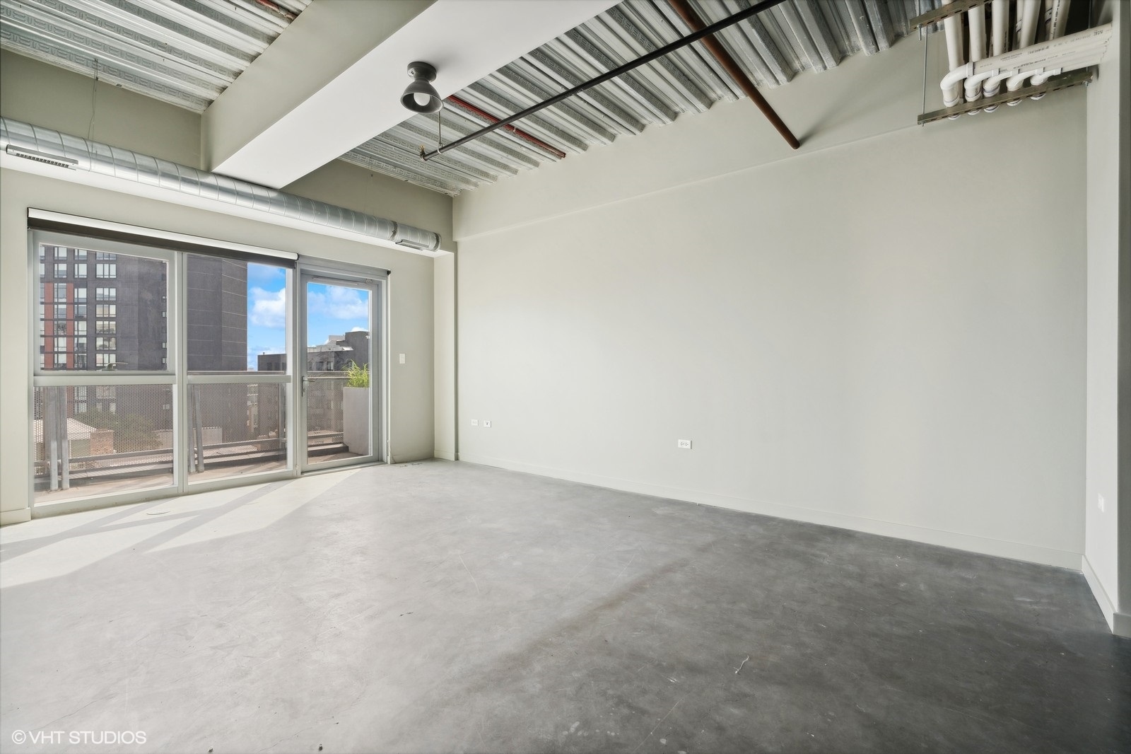 1241 N MILWAUKEE Avenue Unit: 701